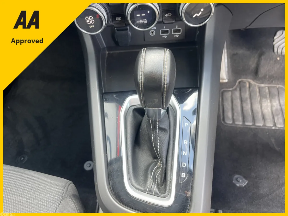 Renault Arkana SUV, Petrol Plug-in Hybrid, 2022, Grey