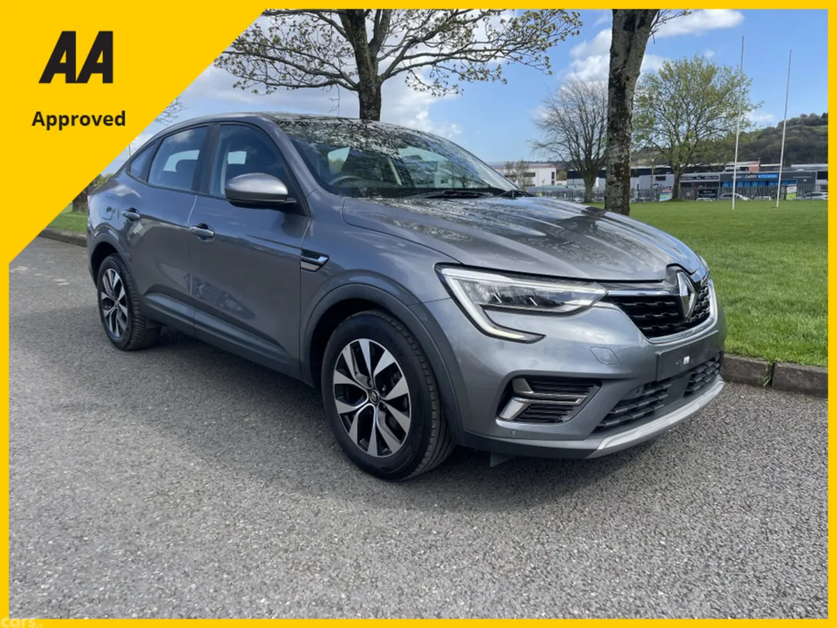 Renault Arkana SUV, Petrol Plug-in Hybrid, 2022, Grey