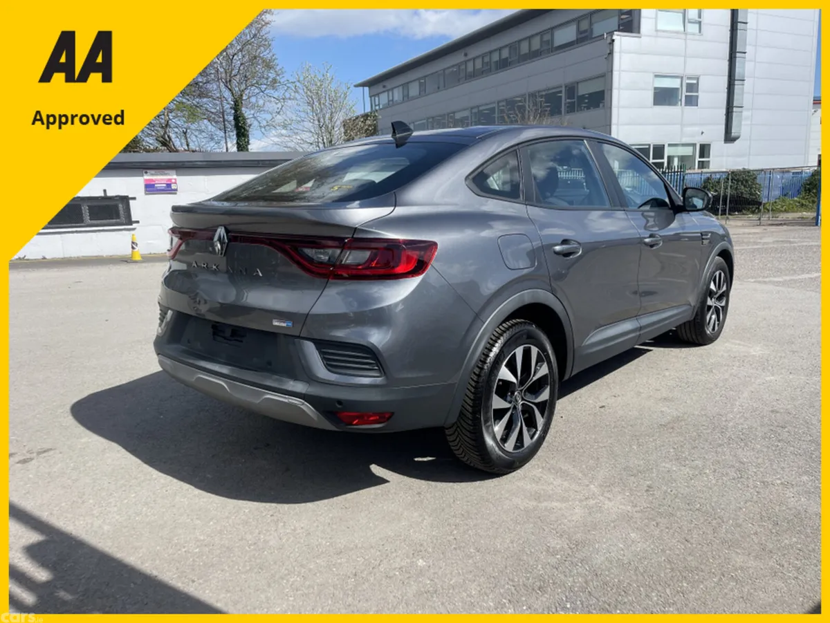 Renault Arkana SUV, Petrol Plug-in Hybrid, 2022, Grey