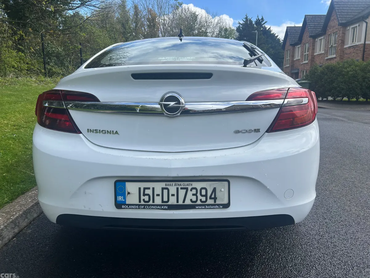 Opel Insignia Hatchback, Diesel, 2015, White