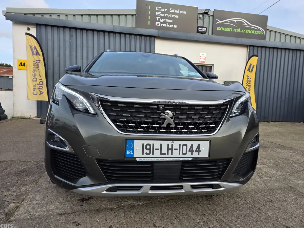 Peugeot 3008 SUV, Petrol, 2019, Grey