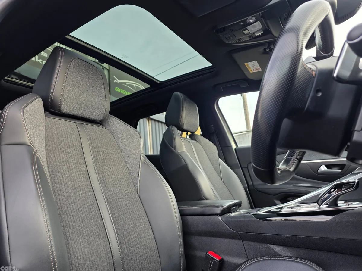 Peugeot 3008 SUV, Petrol, 2019, Grey