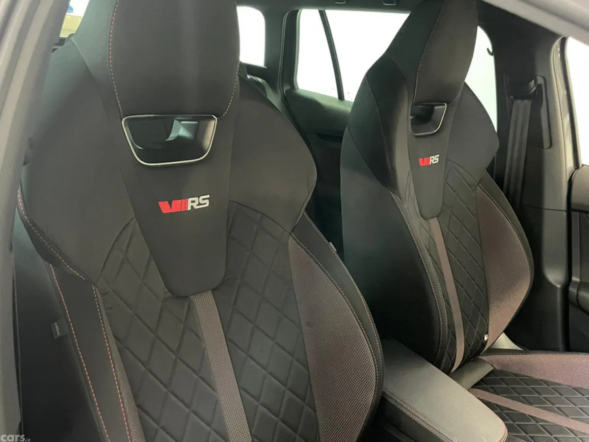 Skoda Octavia Estate, Diesel, 2022, Grey