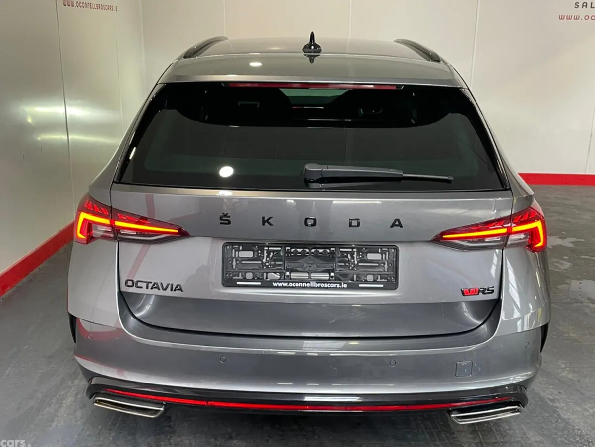 Skoda Octavia Estate, Diesel, 2022, Grey