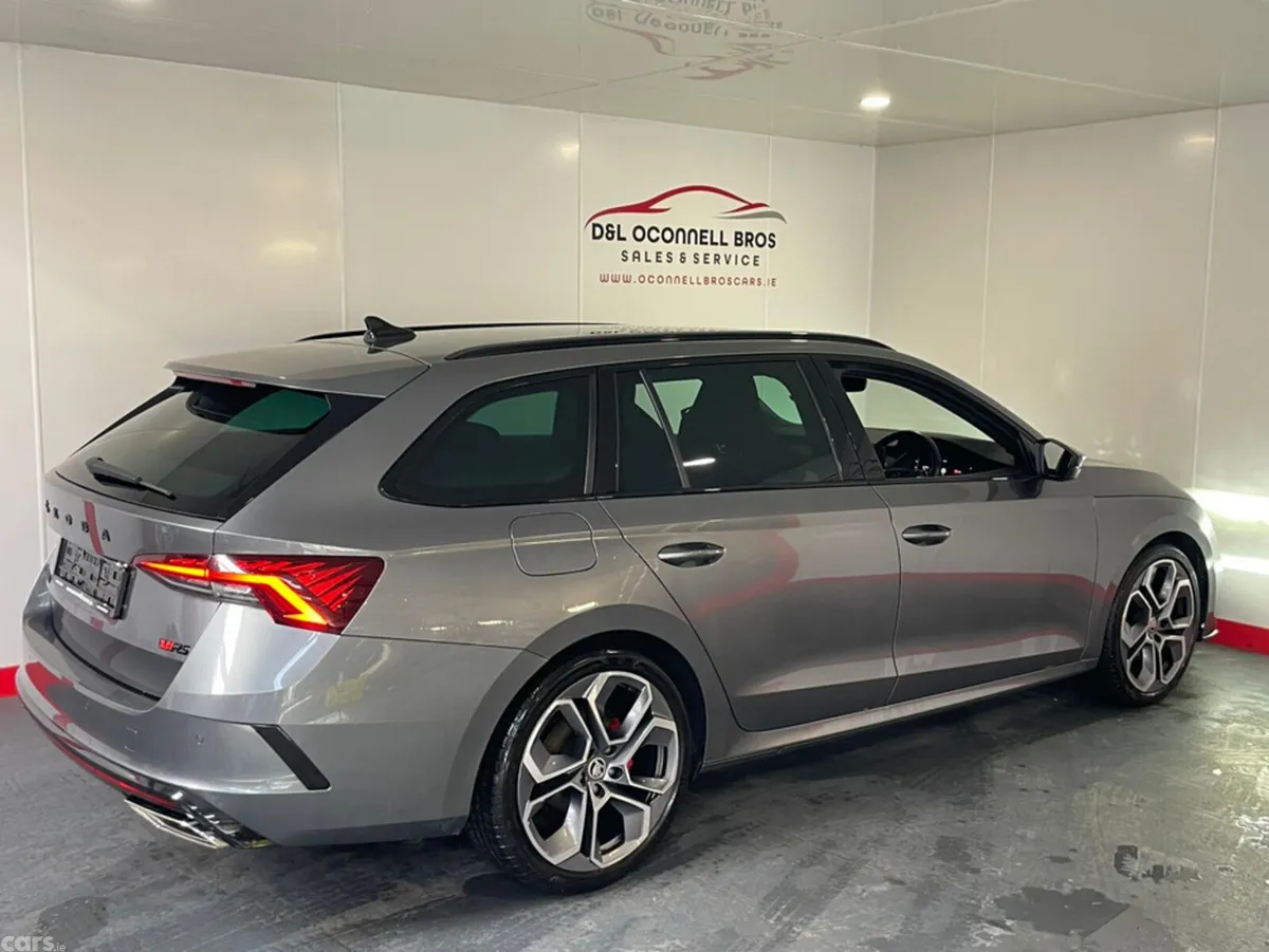 Skoda Octavia Estate, Diesel, 2022, Grey