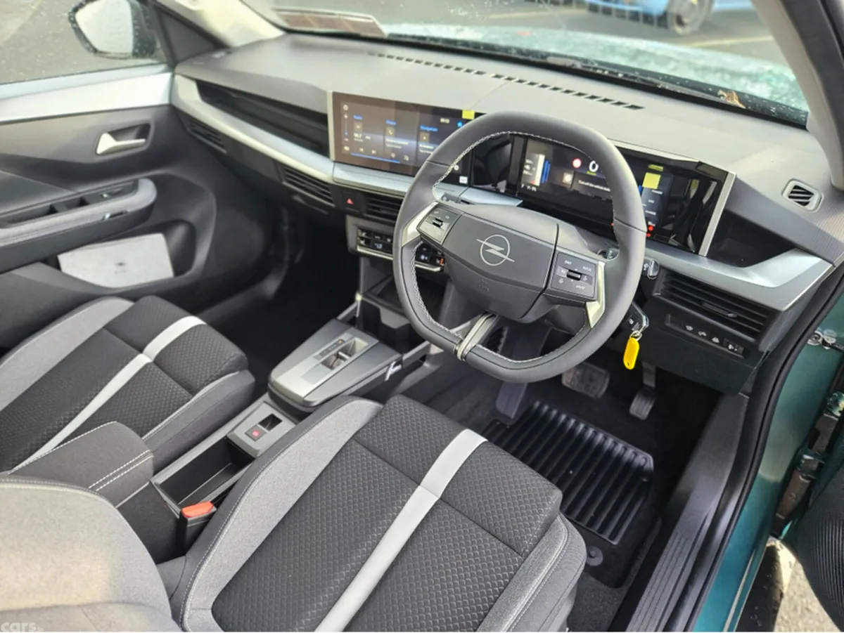 Opel Frontera SUV, Electric, 2026, Green