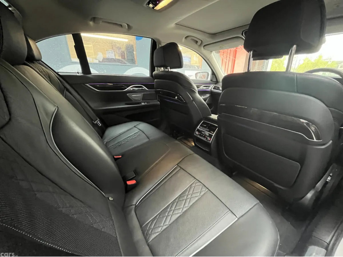 BMW 7-Series Saloon, Petrol Plug-in Hybrid, 2017, White