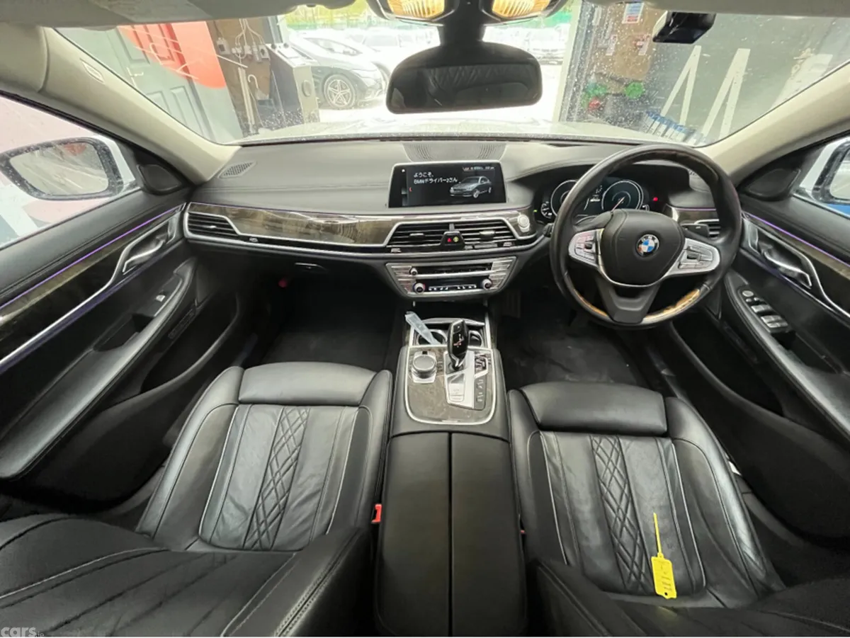 BMW 7-Series Saloon, Petrol Plug-in Hybrid, 2017, White
