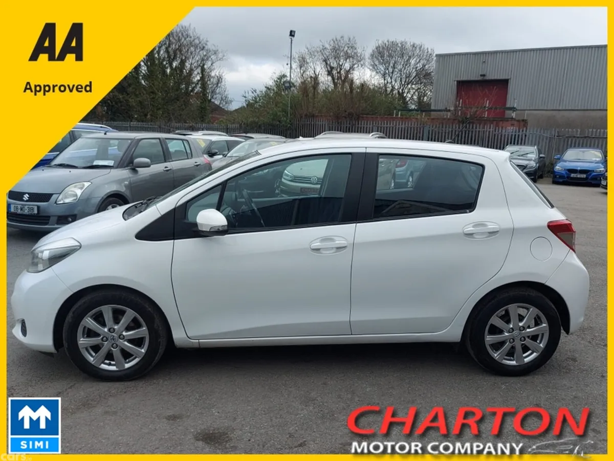 Toyota Yaris Hatchback, Diesel, 2013, White