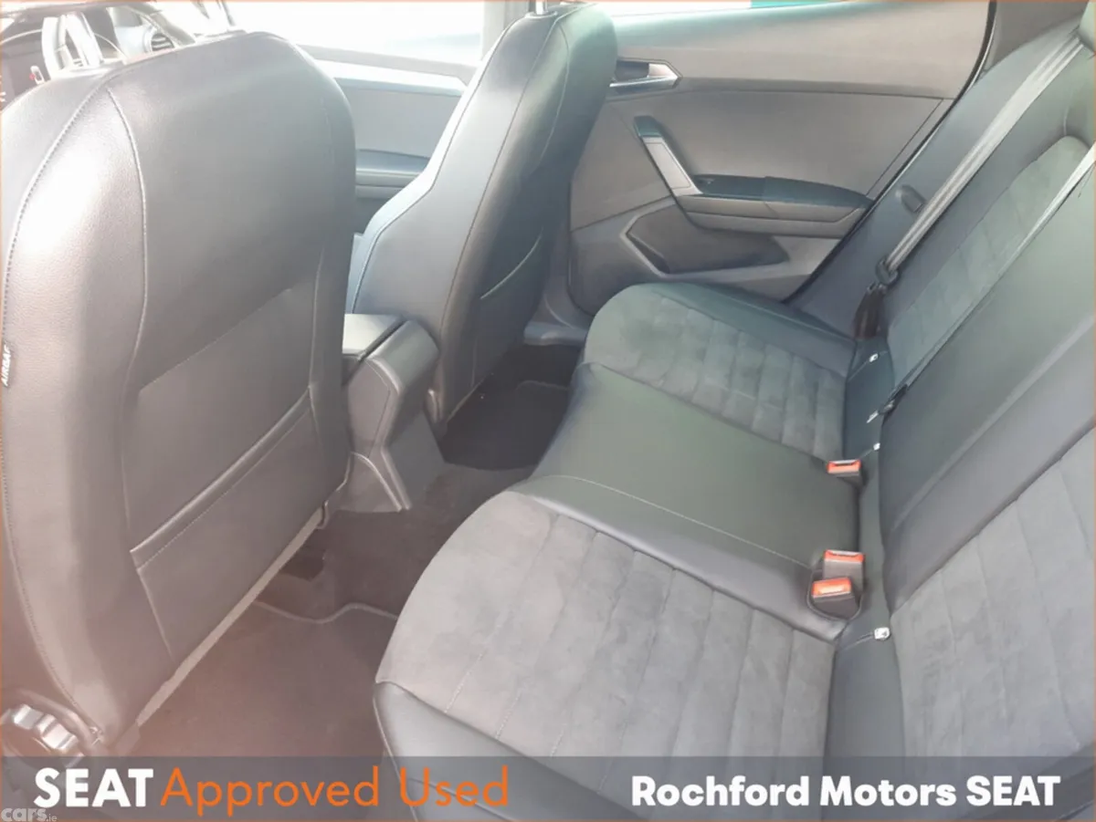 SEAT Arona Hatchback, Petrol, 2024, Grey