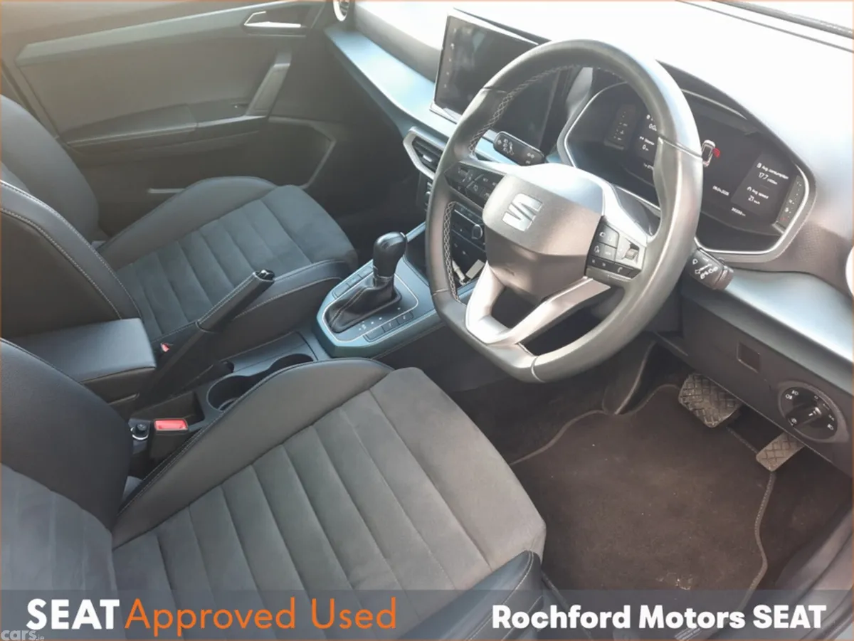 SEAT Arona Hatchback, Petrol, 2024, Grey