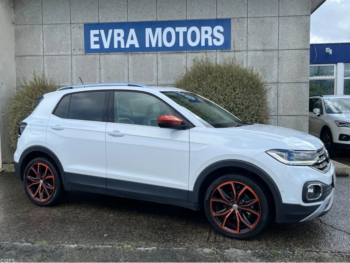 Volkswagen T-Cross SUV, Petrol, 2020, White