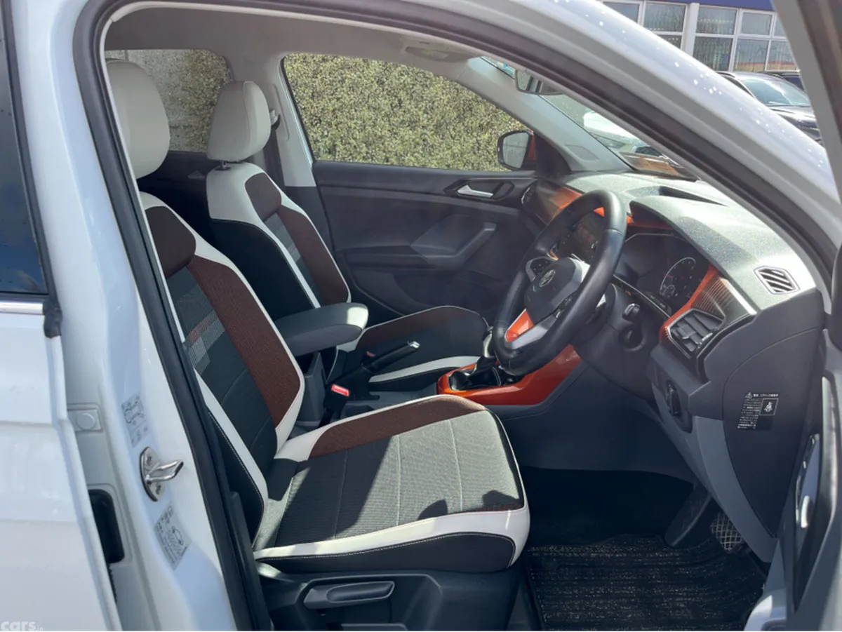 Volkswagen T-Cross SUV, Petrol, 2020, White