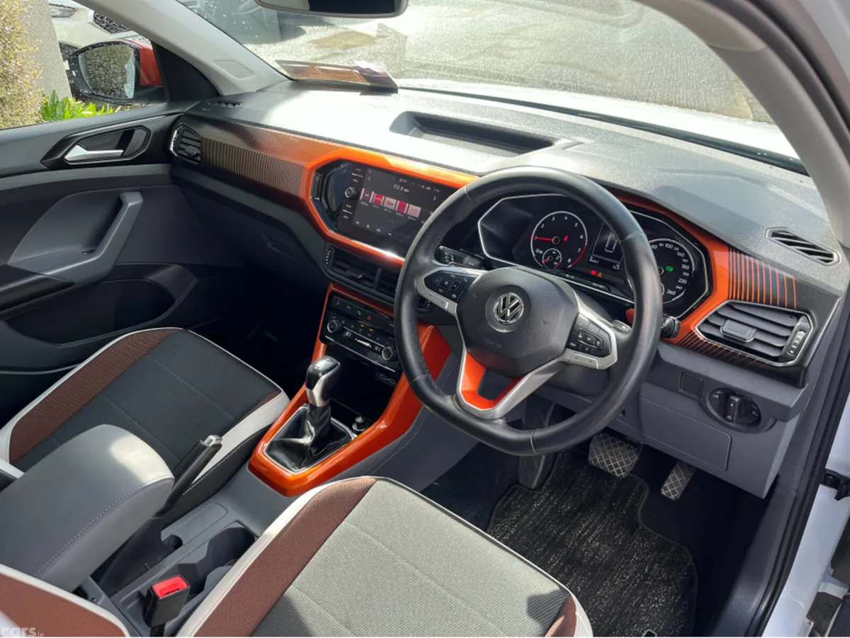 Volkswagen T-Cross SUV, Petrol, 2020, White