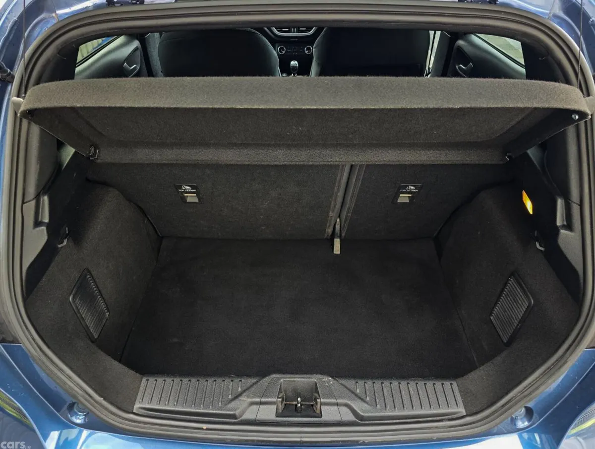 Ford Fiesta Hatchback, Petrol, 2021, Blue