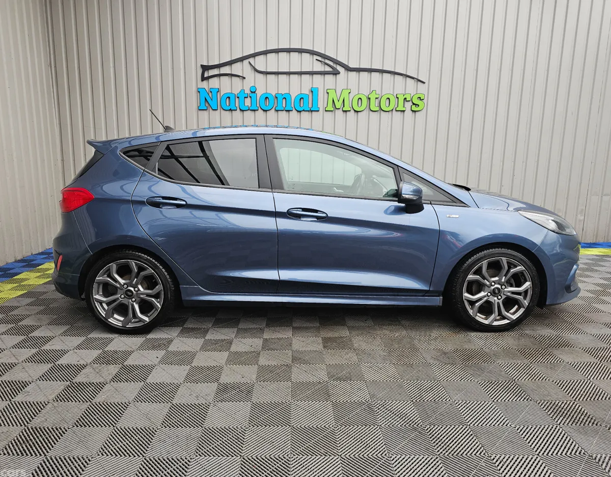 Ford Fiesta Hatchback, Petrol, 2021, Blue