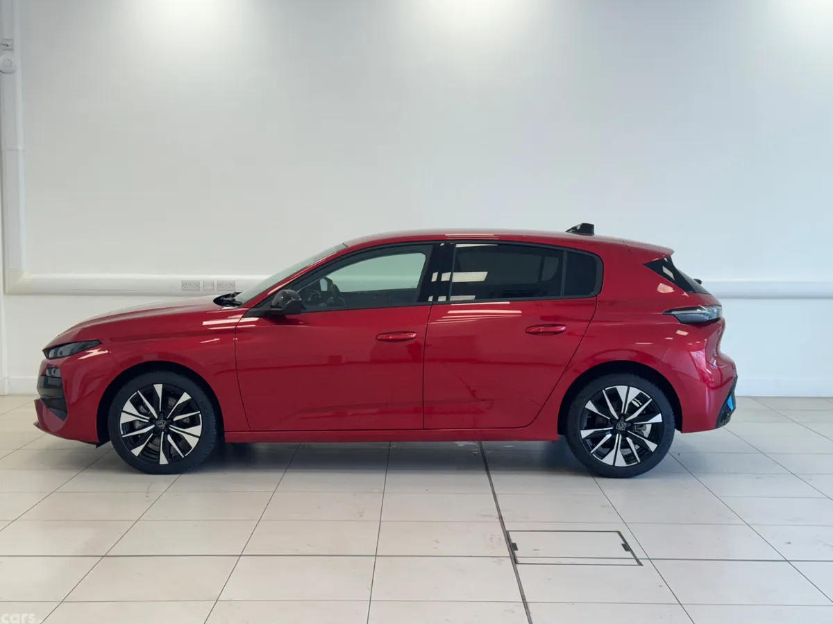 Peugeot 308 Hatchback, Petrol Hybrid, 2026, Red