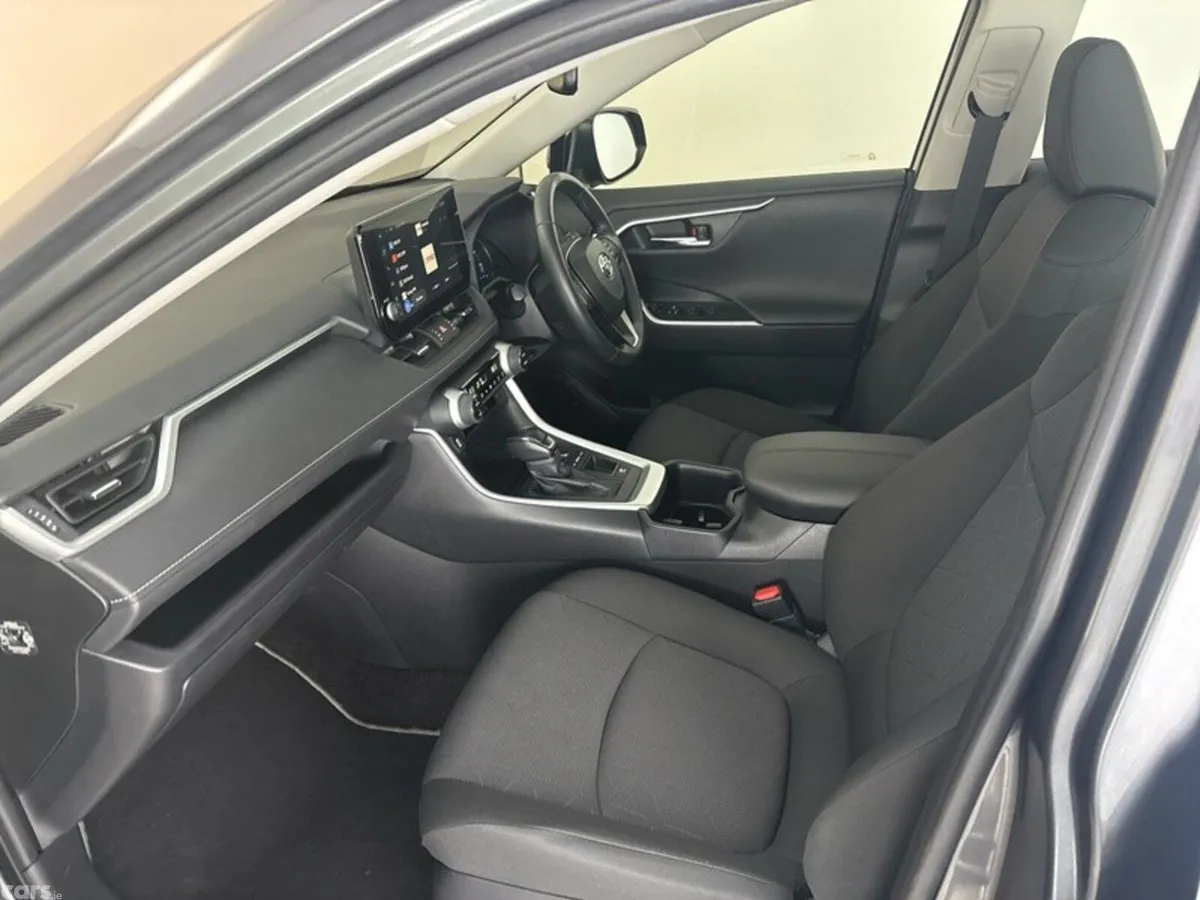 Toyota RAV4 SUV, Petrol Hybrid, 2024, Grey