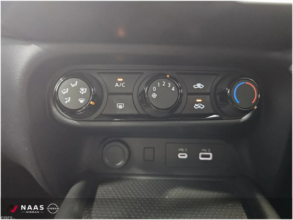 Nissan Juke MPV, Petrol, 2025, Grey