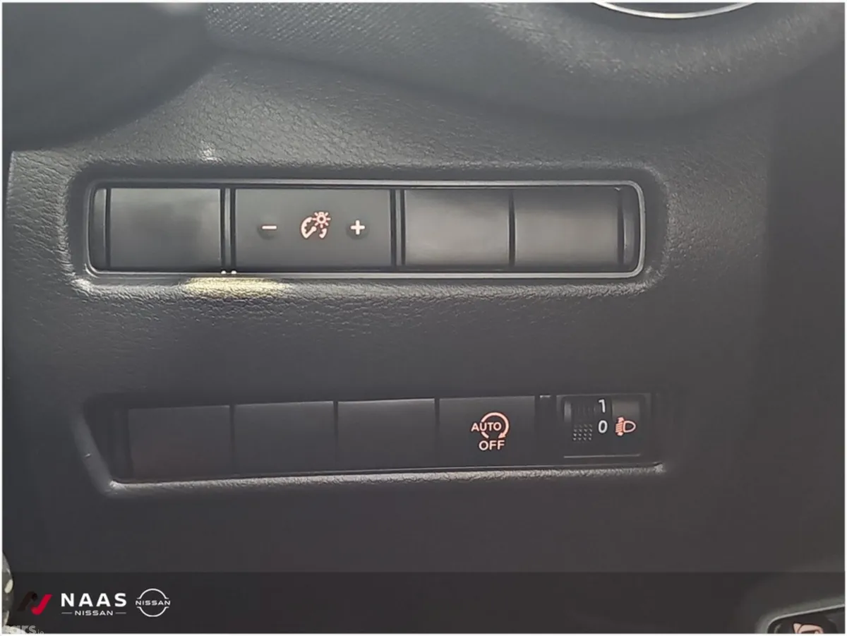 Nissan Juke MPV, Petrol, 2025, Black