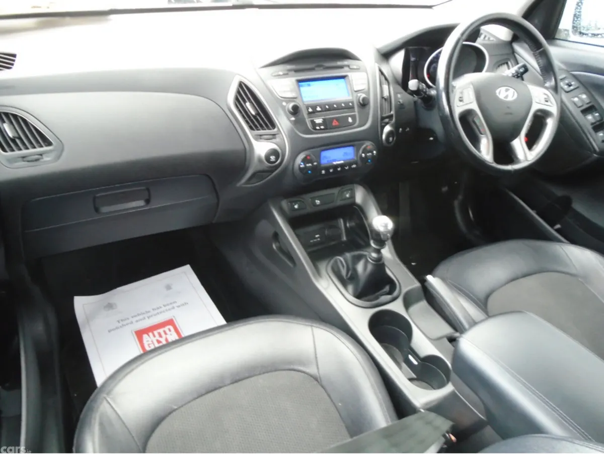 Hyundai ix35 SUV, Diesel, 2015, White