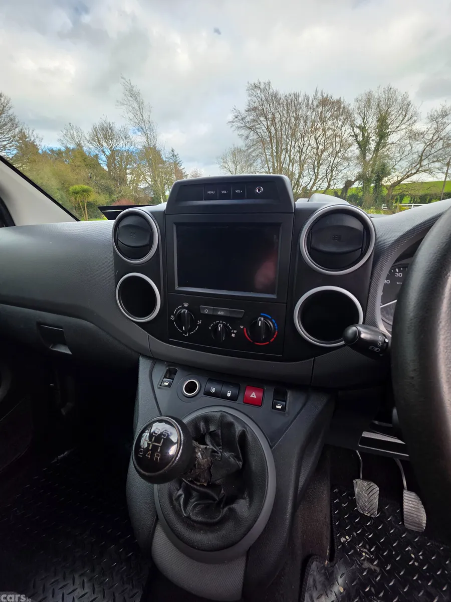 Peugeot Partner MPV, Diesel, 2018, White