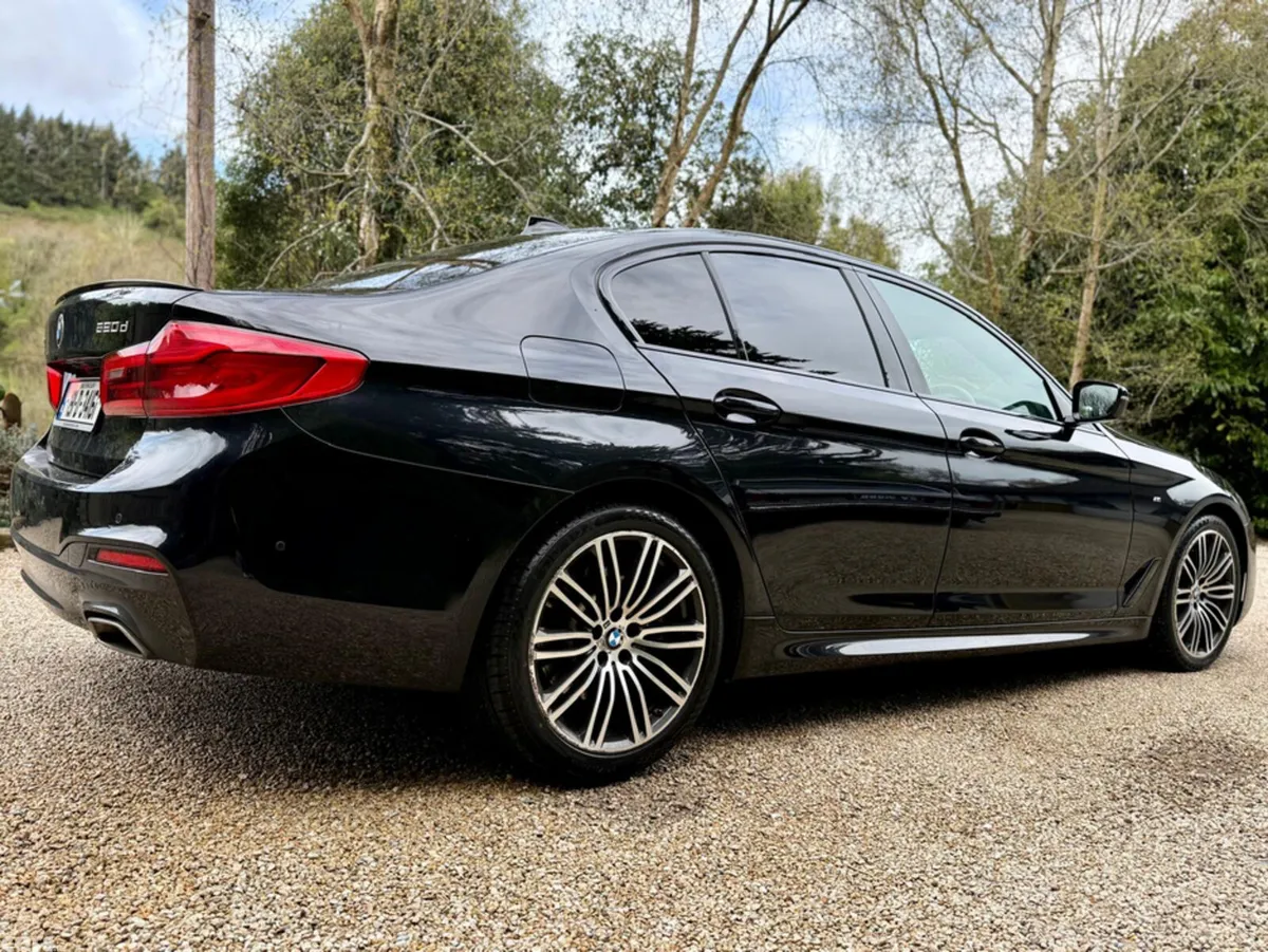 BMW 5-Series Saloon, Diesel, 2019, Black