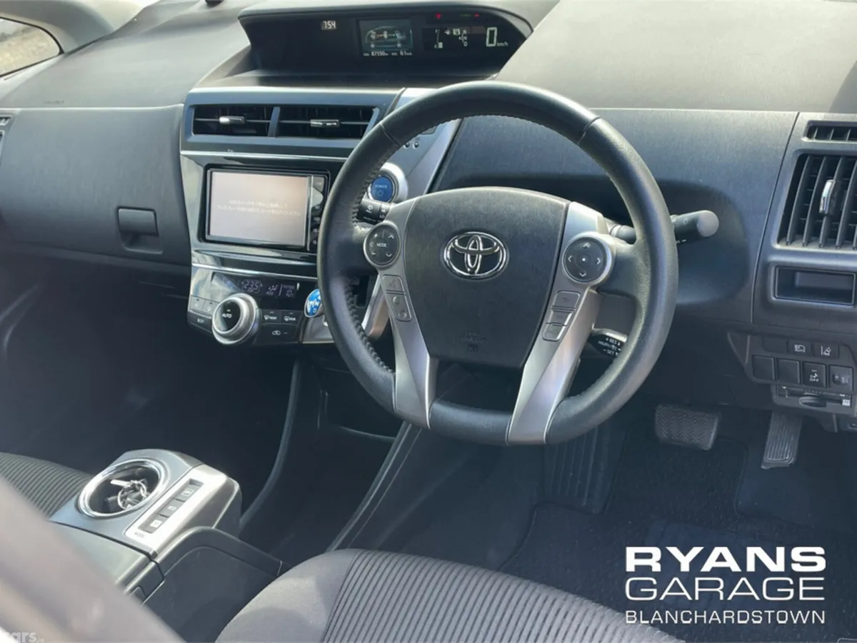 Toyota Prius MPV, Petrol Hybrid, 2019, White