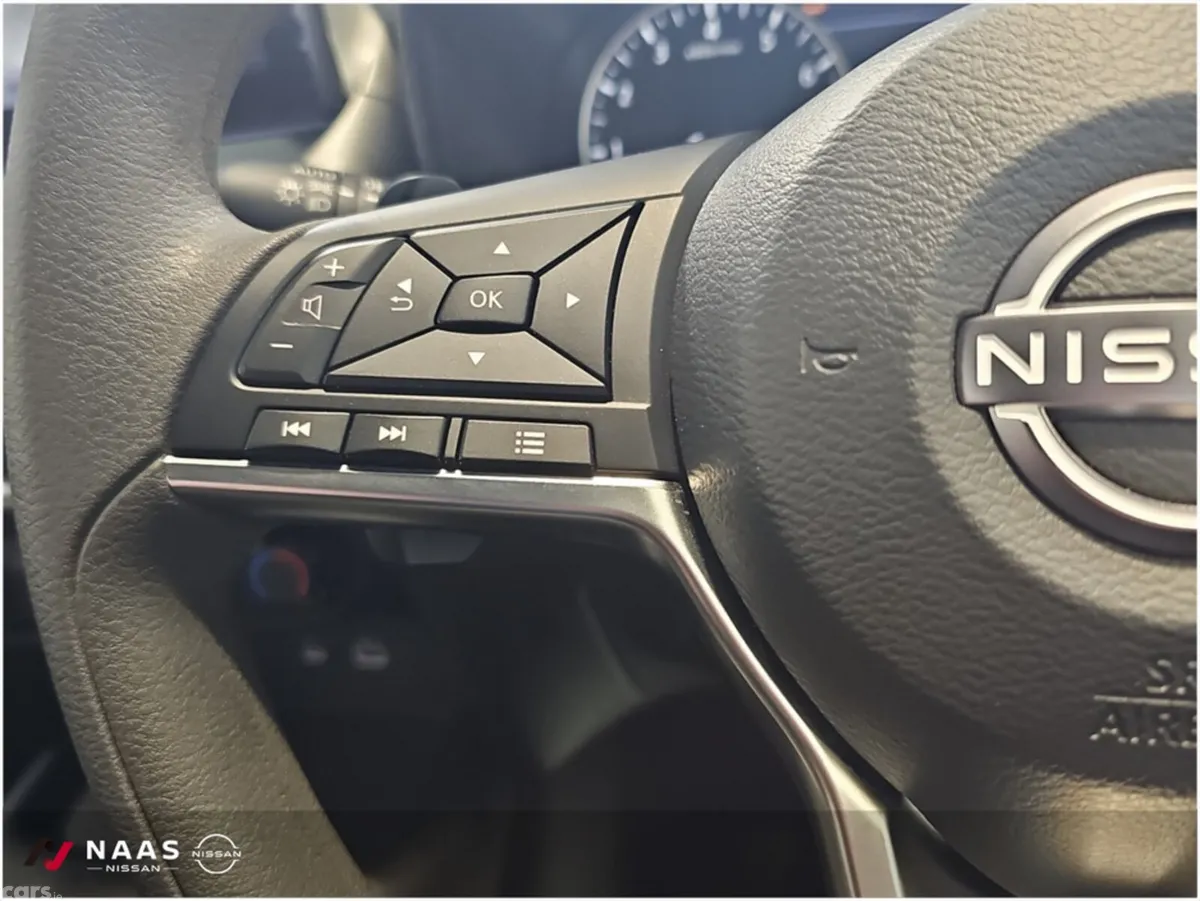 Nissan Juke MPV, Petrol, 2025, Grey