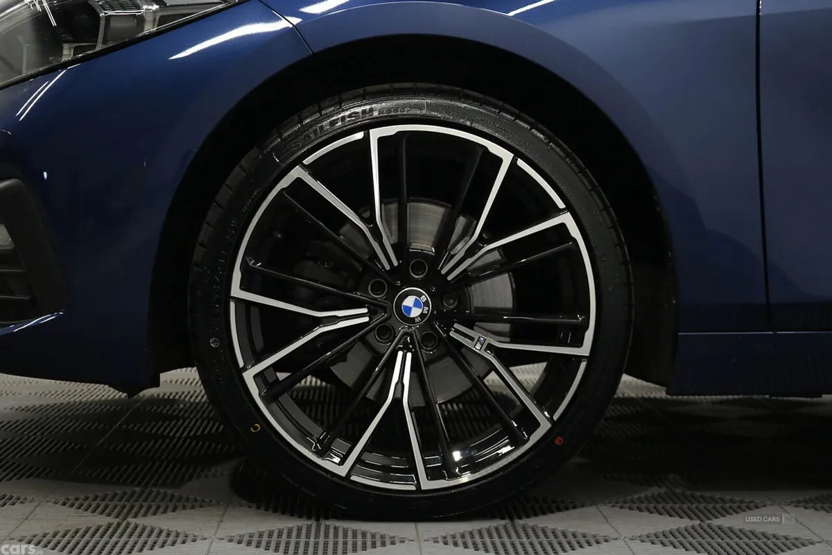 BMW 1-Series Hatchback, Diesel, 2022, Blue