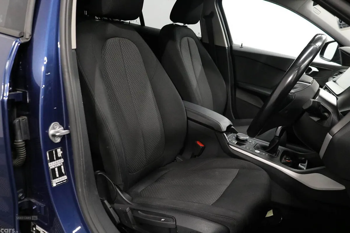 BMW 1-Series Hatchback, Diesel, 2022, Blue