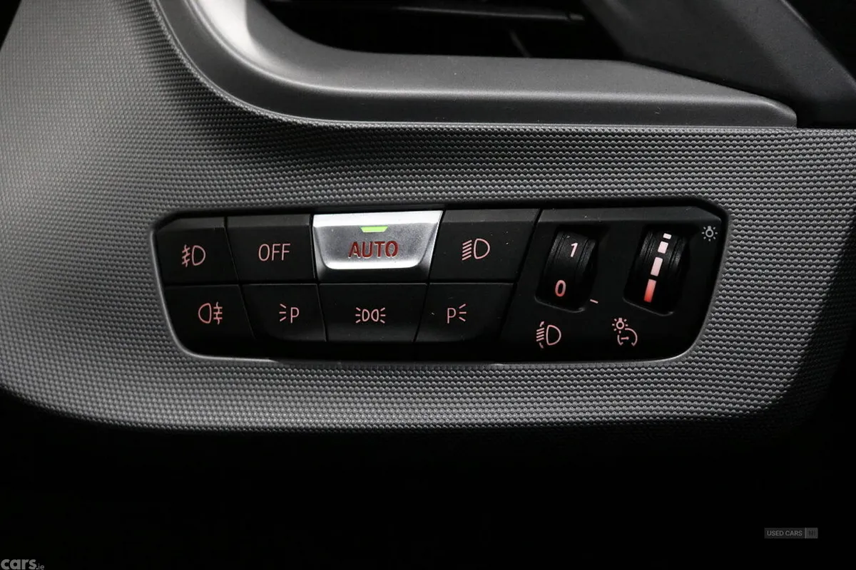 BMW 1-Series Hatchback, Diesel, 2022, Blue