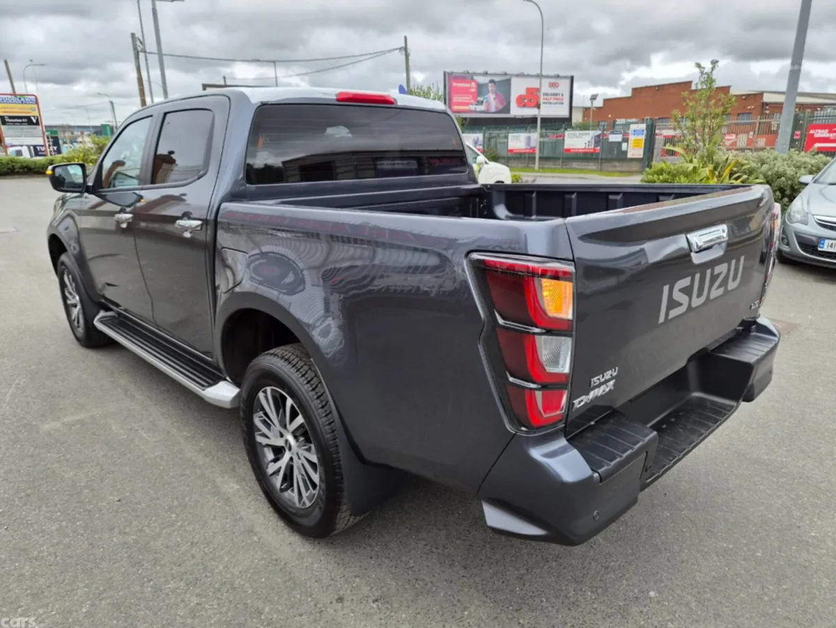 Isuzu D-Max Pick Up, Diesel, 2027, Grey