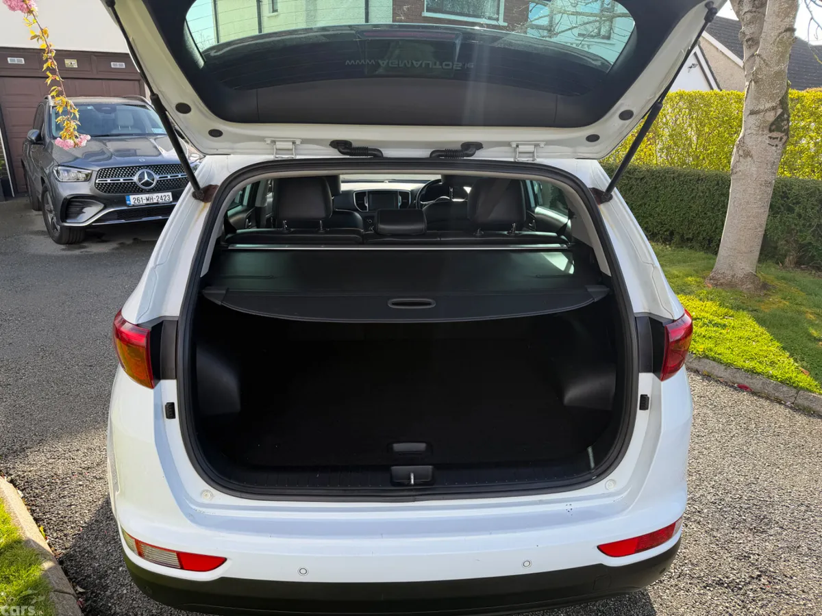 Kia Sportage SUV, Diesel, 2016, White