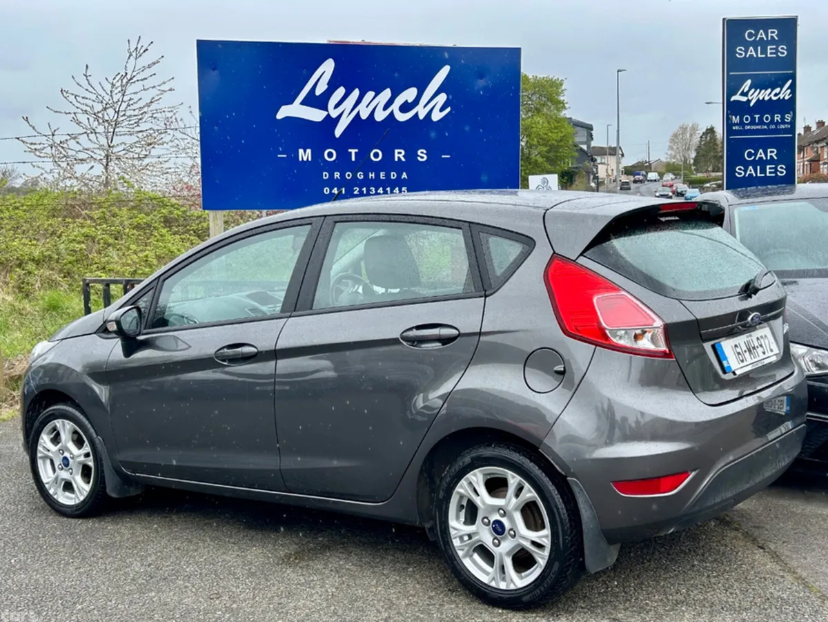 Ford Fiesta Hatchback, Petrol, 2016, Grey
