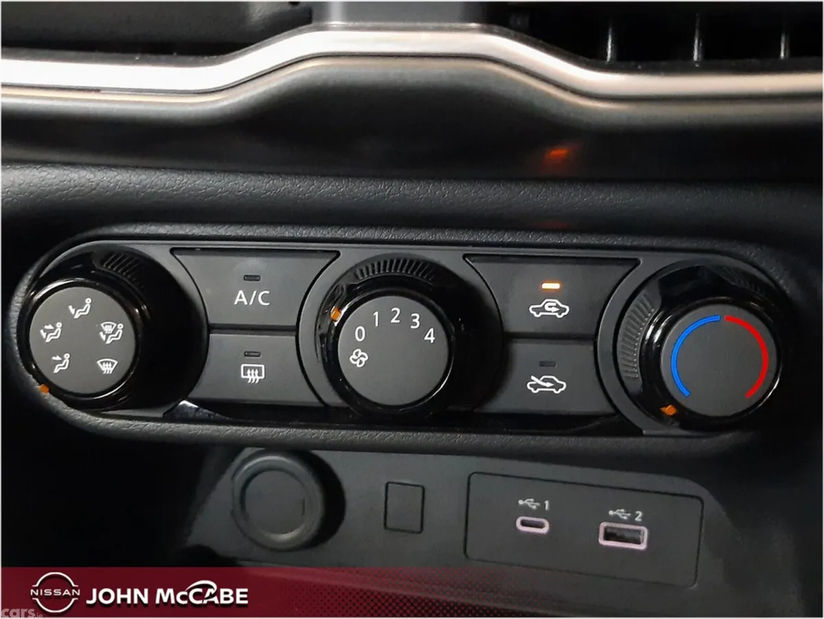 Nissan Juke MPV, Petrol, 2025, Grey