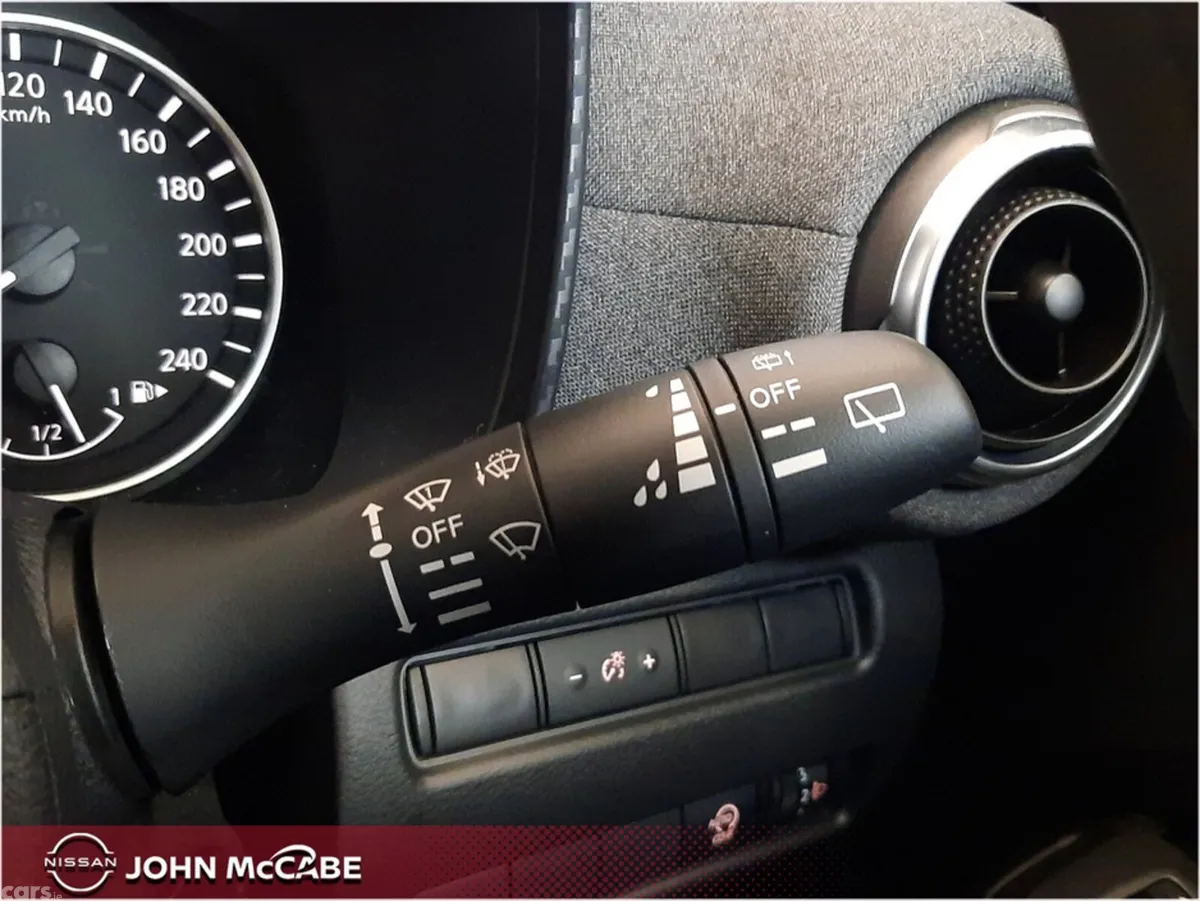 Nissan Juke MPV, Petrol, 2025, Grey