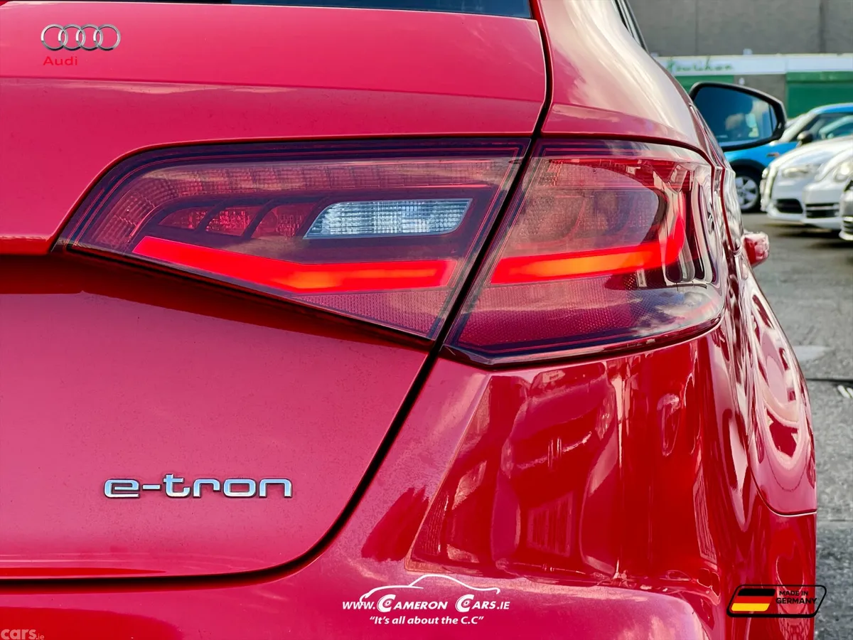 Audi A3 Hatchback, Petrol, 2014, Red