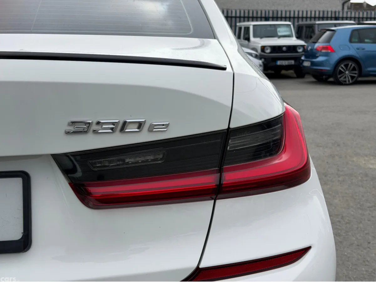 BMW 3-Series Saloon, Petrol Plug-in Hybrid, 2020, White