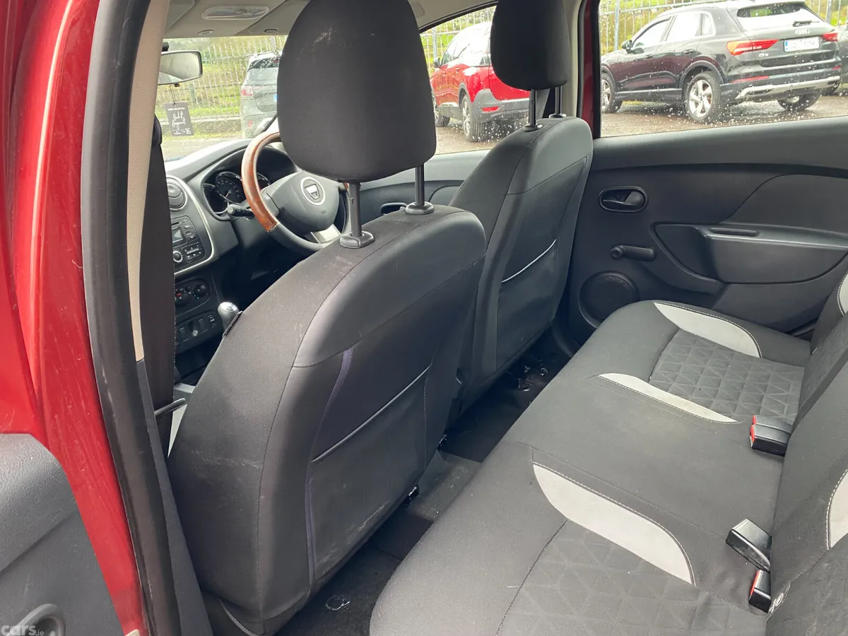Dacia Sandero Stepway Hatchback, Diesel, 2017, Red