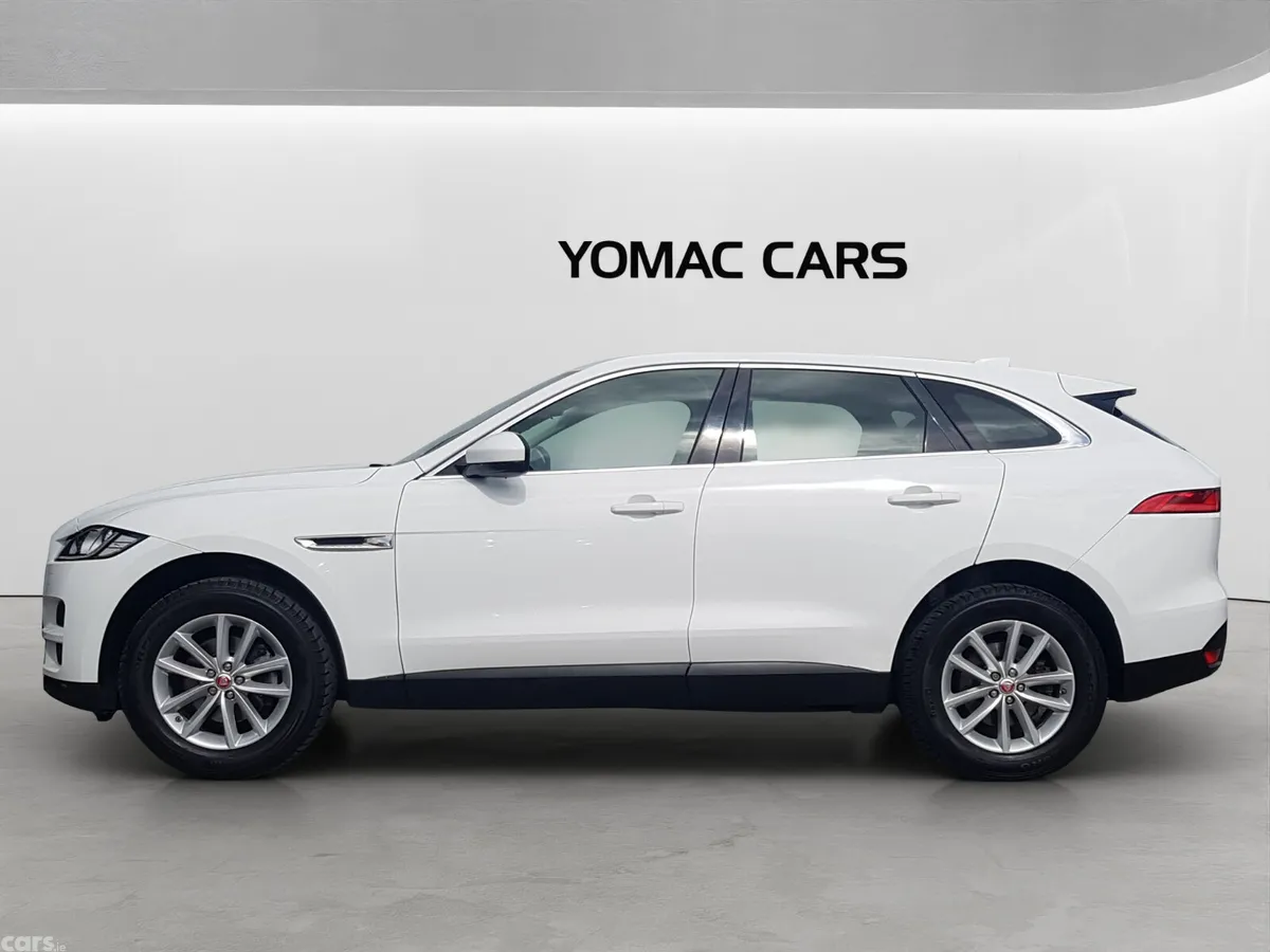 Jaguar F-Pace SUV, Diesel, 2016, White