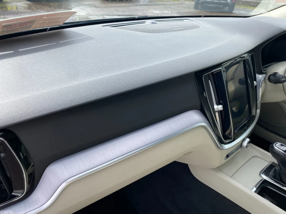 Volvo V60 Estate, Diesel, 2019, Grey