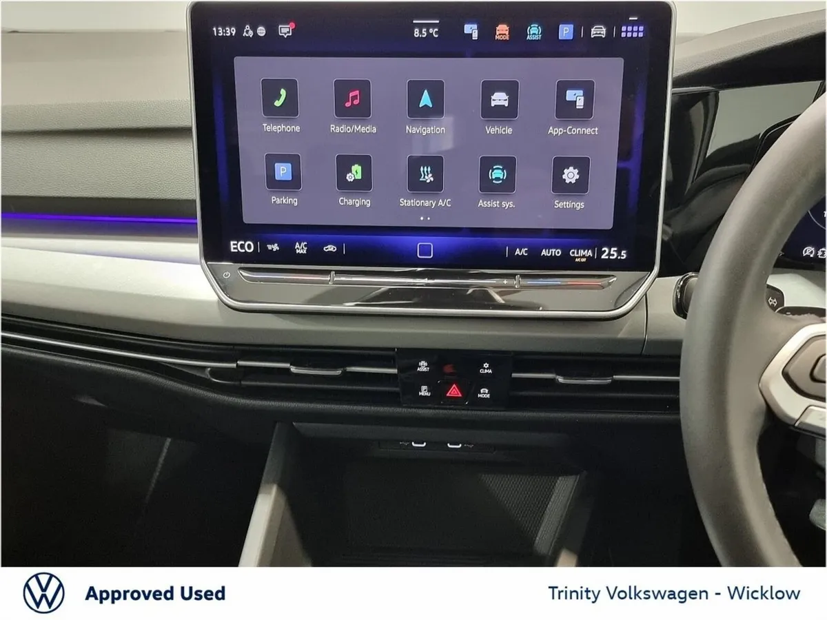 Volkswagen Golf Hatchback, Petrol Plug-in Hybrid, 2025, White