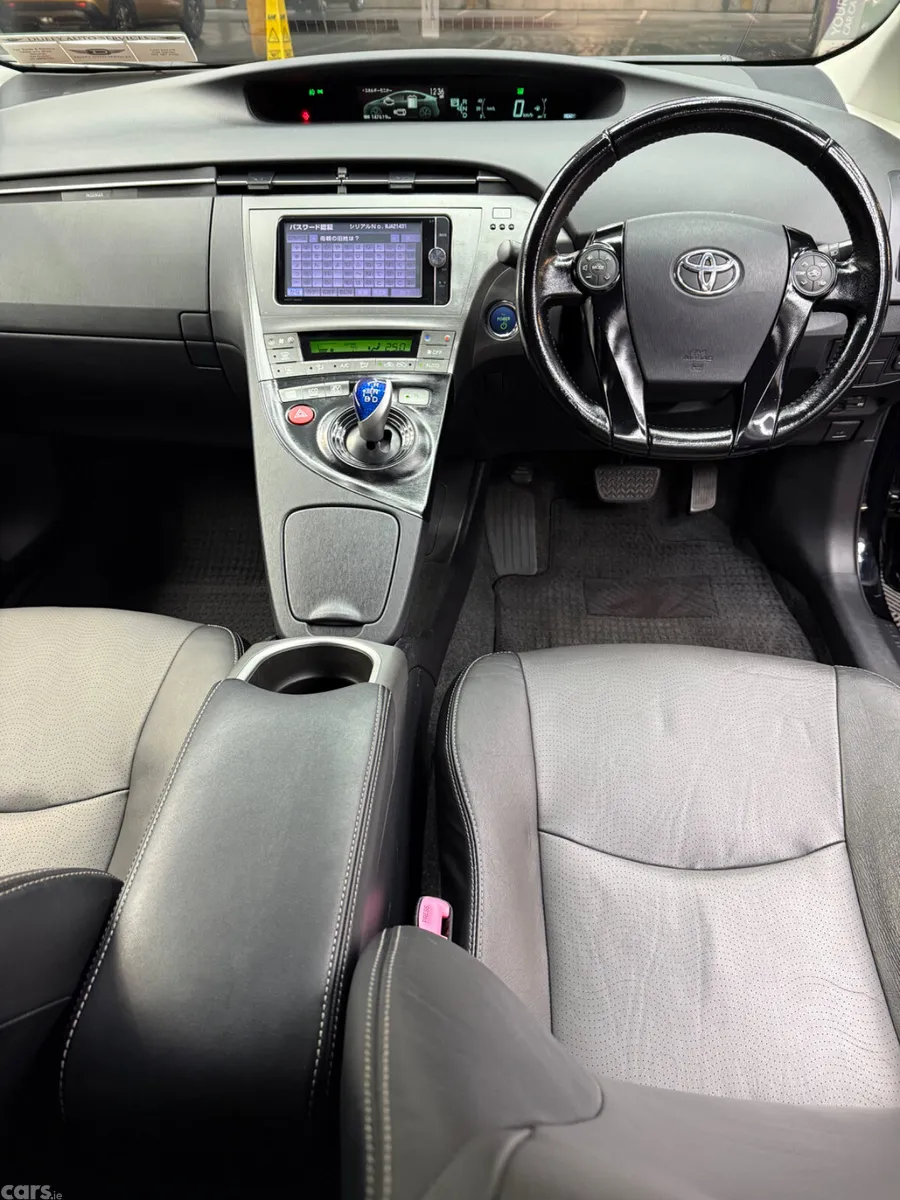 Toyota Prius Saloon, Petrol Hybrid, 2012, Black