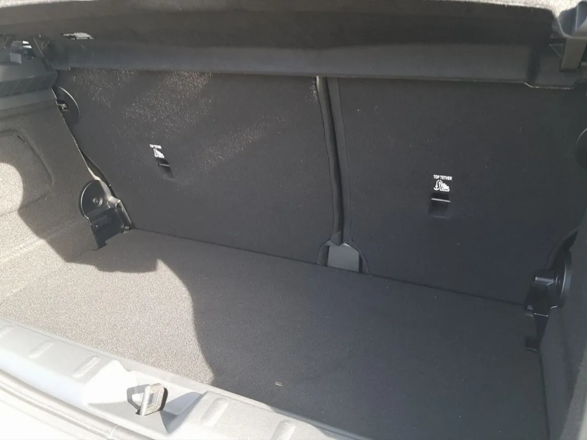 Mini Cooper Hatchback, Petrol, 2025, White