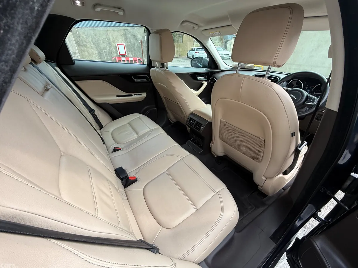 Jaguar F-Pace SUV, Diesel, 2018, Blue