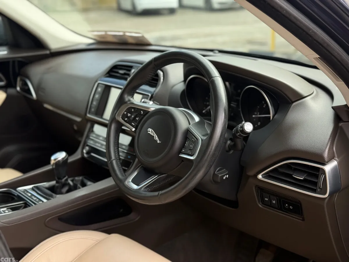 Jaguar F-Pace SUV, Diesel, 2018, Blue