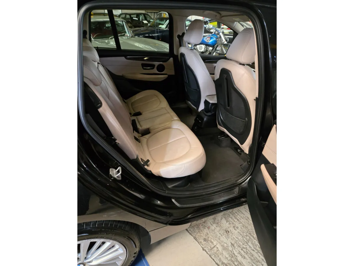 BMW 2-Series Estate, Diesel, 2016, Black