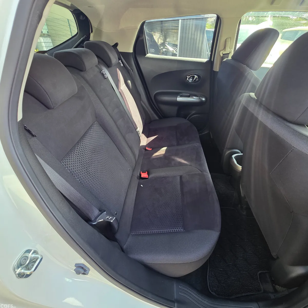Nissan Juke SUV, Petrol, 2015, White