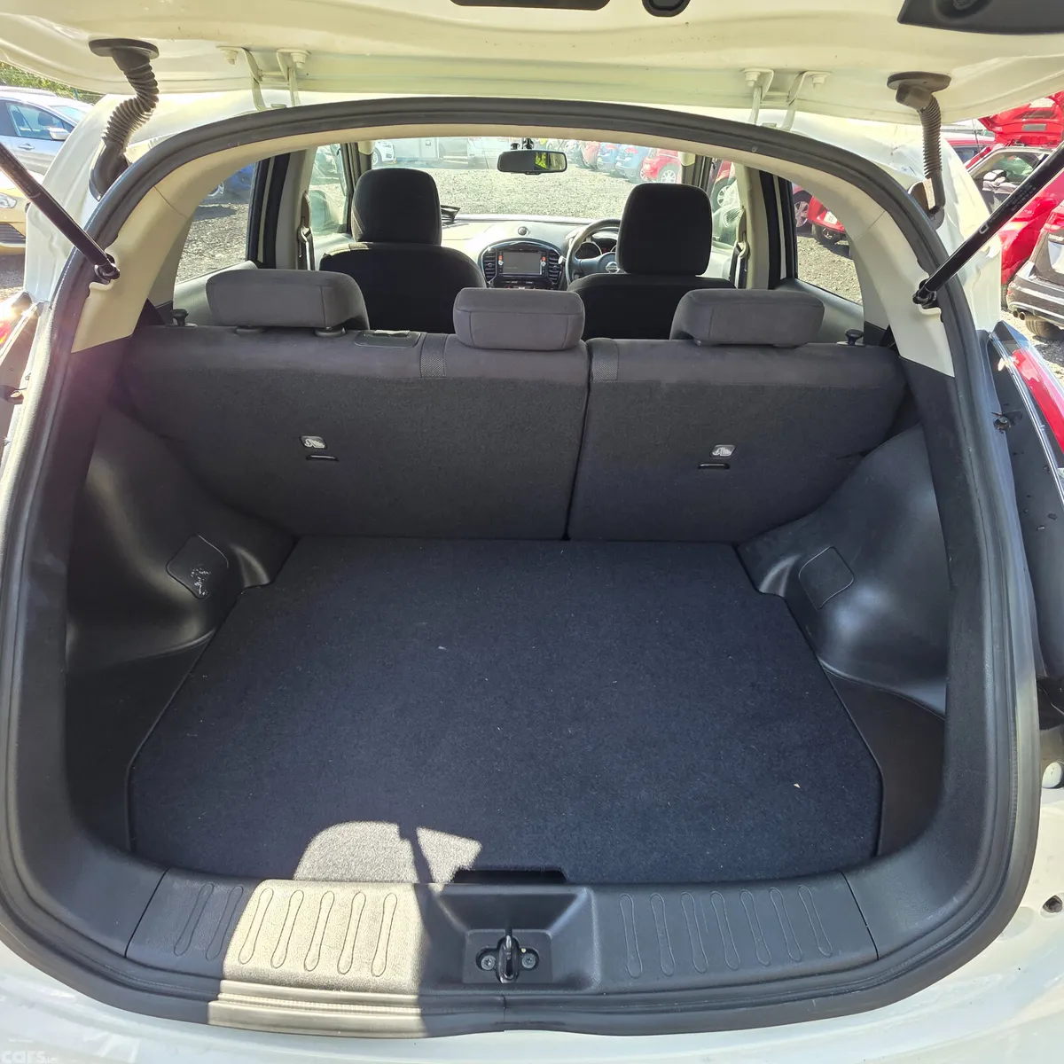 Nissan Juke SUV, Petrol, 2015, White